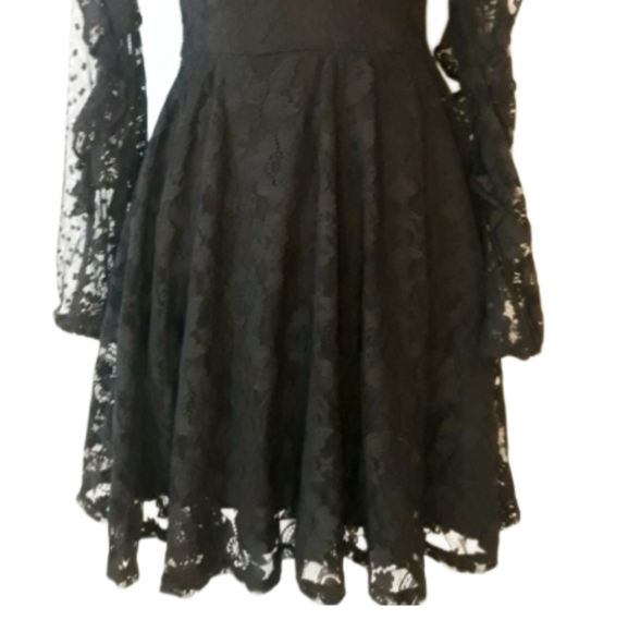 City Triangles Black Lace Ruffle Sleeve A-Line Dress - Junior's Size 1 - Picture 8 of 10